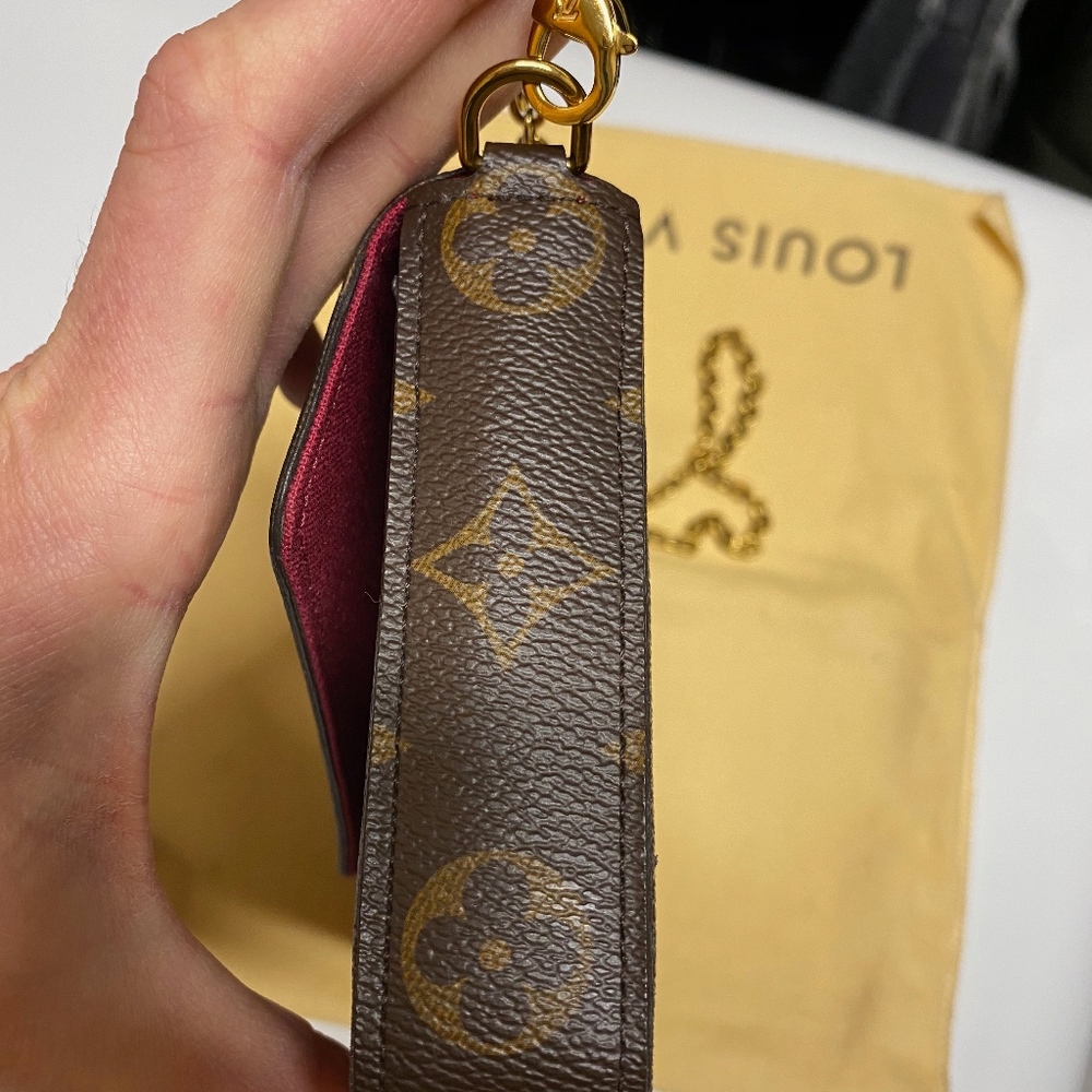 SOLD** Louis Vuitton Felicie Pochette Fuschia - Picture 6 of 8